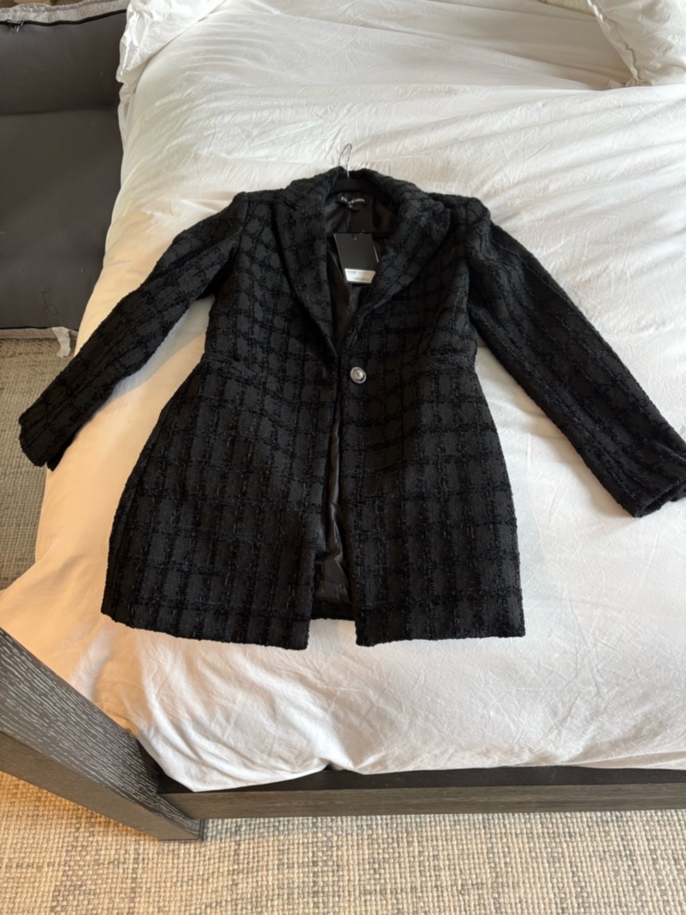 En Saison Black Textured Single-Button Blazer Coat